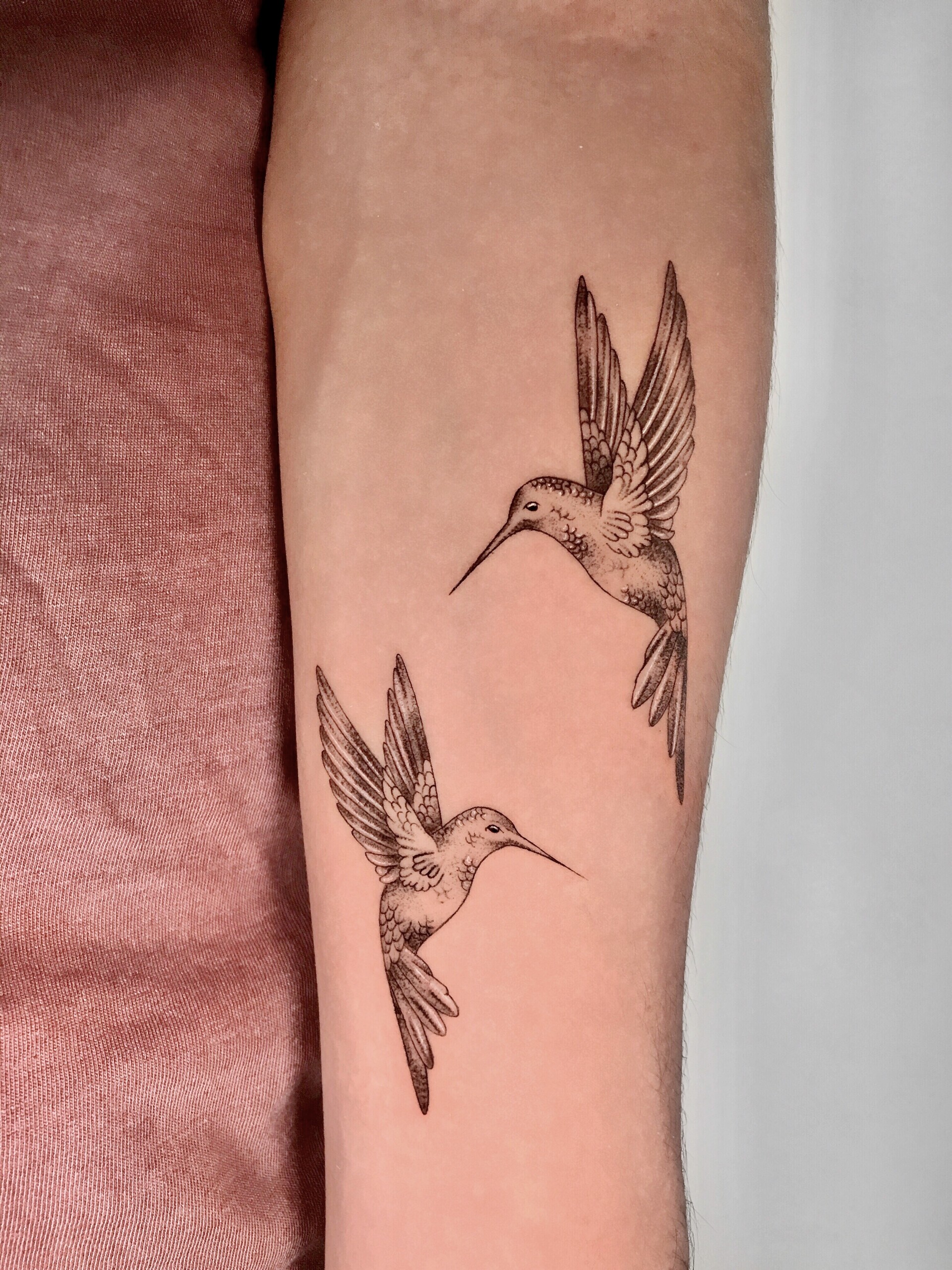 Tatuaje · Línea fina + sombras