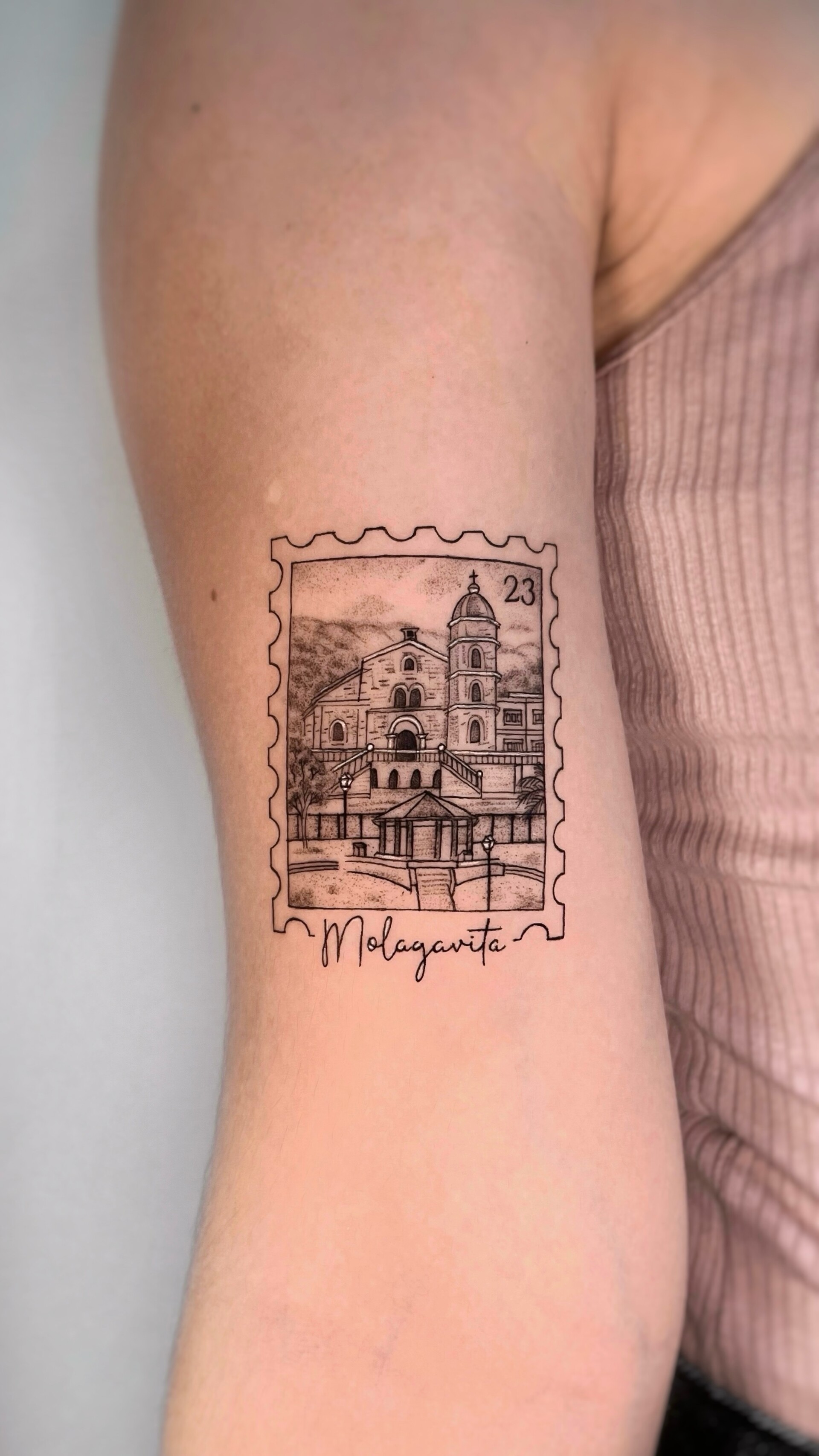 Tatuaje · Línea fina + sombras